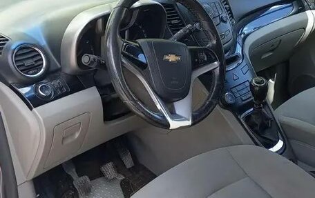 Chevrolet Orlando I, 2012 год, 1 240 000 рублей, 2 фотография