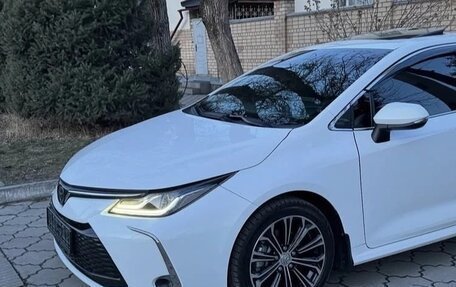Toyota Corolla, 2022 год, 1 630 000 рублей, 5 фотография