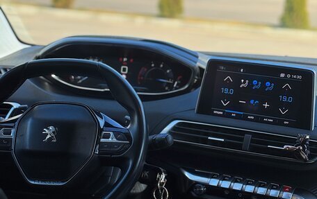 Peugeot 3008 II, 2018 год, 1 660 000 рублей, 8 фотография