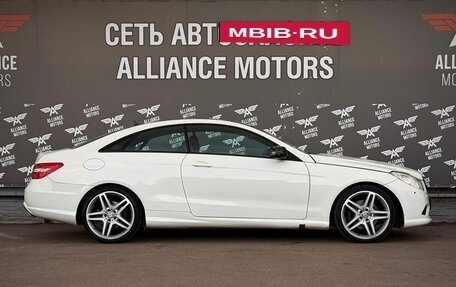 Mercedes-Benz E-Класс, 2012 год, 1 250 000 рублей, 9 фотография