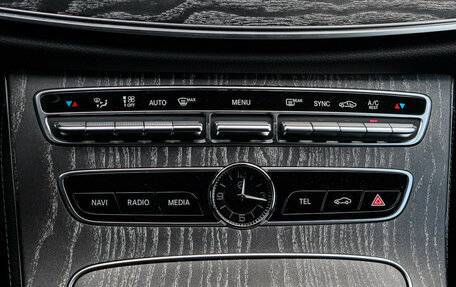Mercedes-Benz CLS, 2018 год, 5 450 000 рублей, 21 фотография