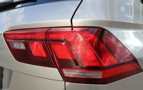 Volkswagen Tiguan II, 2021 год, 2 660 000 рублей, 8 фотография