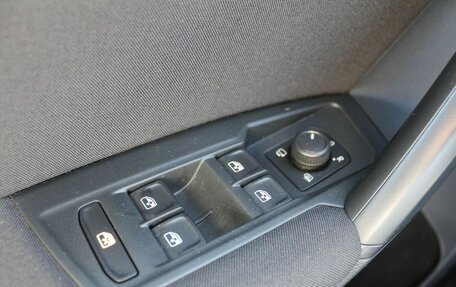 Volkswagen Tiguan II, 2021 год, 2 660 000 рублей, 15 фотография