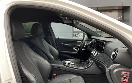 Mercedes-Benz E-Класс, 2020 год, 3 770 000 рублей, 24 фотография