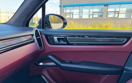 Porsche Cayenne III, 2018 год, 7 700 000 рублей, 3 фотография