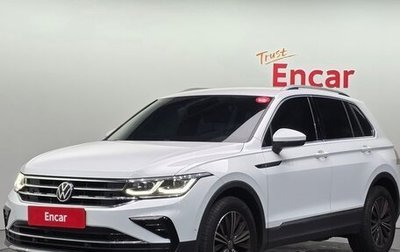 Volkswagen Tiguan II, 2022 год, 2 692 000 рублей, 1 фотография