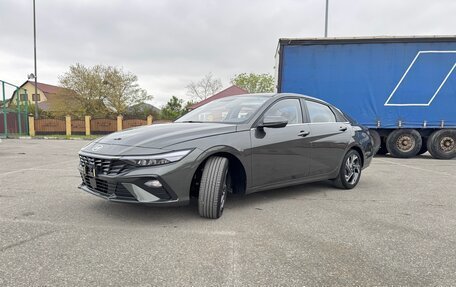 Hyundai Elantra, 2025 год, 2 300 000 рублей, 21 фотография