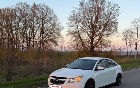 Chevrolet Cruze II, 2010 год, 680 000 рублей, 14 фотография
