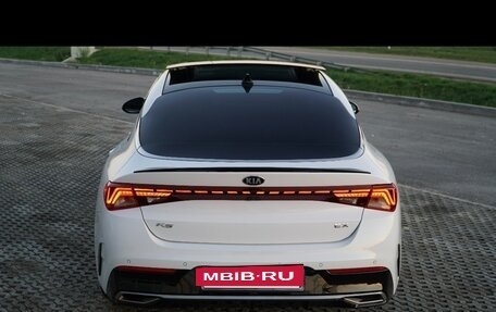 KIA K5, 2021 год, 2 400 000 рублей, 10 фотография