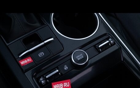 KIA K5, 2021 год, 2 400 000 рублей, 29 фотография