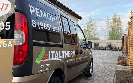 Fiat Doblo I, 2010 год, 570 000 рублей, 24 фотография
