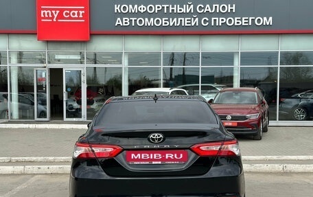 Toyota Camry, 2021 год, 2 750 000 рублей, 5 фотография