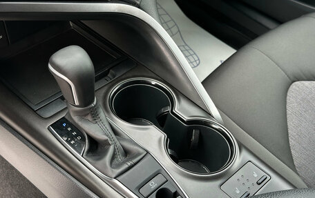 Toyota Camry, 2021 год, 2 750 000 рублей, 14 фотография