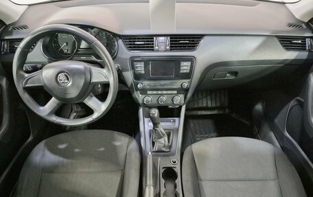 Skoda Octavia, 2014 год, 1 300 000 рублей, 10 фотография