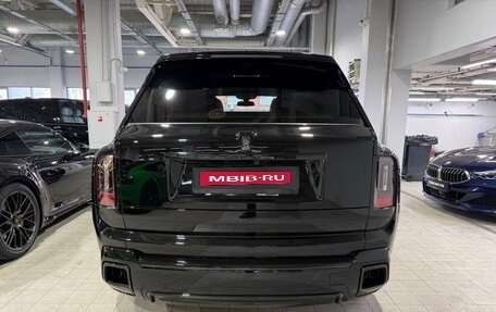 Rolls-Royce Cullinan, 2024 год, 62 500 000 рублей, 6 фотография