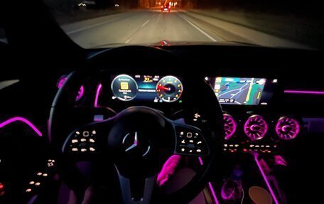 Mercedes-Benz GLB, 2020 год, 2 990 000 рублей, 9 фотография