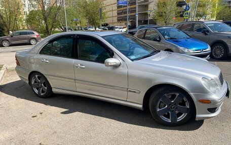 Mercedes-Benz C-Класс, 2004 год, 980 000 рублей, 9 фотография