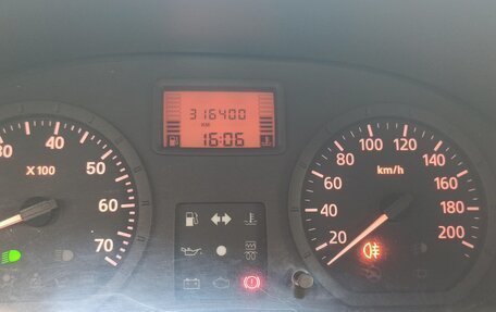 Renault Logan I, 2006 год, 210 000 рублей, 24 фотография