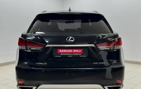 Lexus RX IV рестайлинг, 2020 год, 4 550 000 рублей, 5 фотография