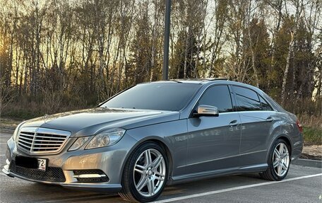 Mercedes-Benz E-Класс, 2012 год, 1 900 000 рублей, 1 фотография