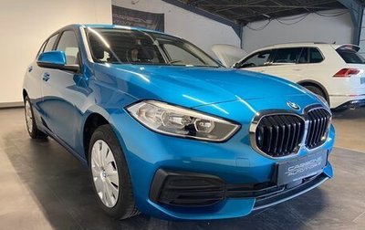 BMW 1 серия, 2023 год, 2 620 000 рублей, 1 фотография