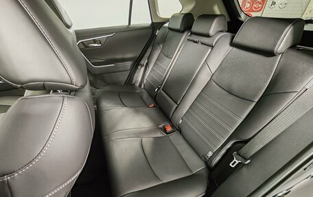 Toyota RAV4, 2025 год, 6 390 000 рублей, 22 фотография