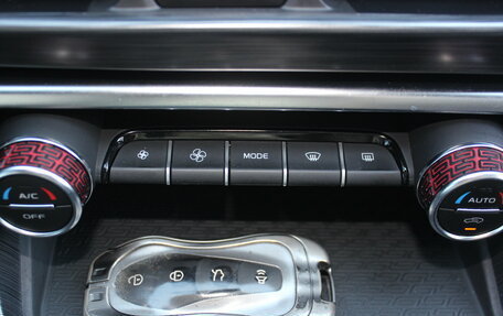 Geely Tugella FY11, 2023 год, 2 927 000 рублей, 30 фотография