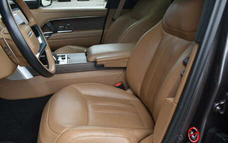 Land Rover Range Rover IV рестайлинг, 2022 год, 15 950 000 рублей, 11 фотография