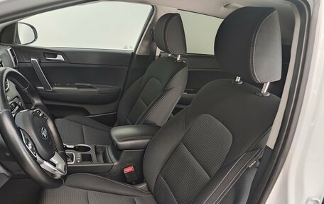 KIA Sportage IV рестайлинг, 2021 год, 2 495 000 рублей, 16 фотография