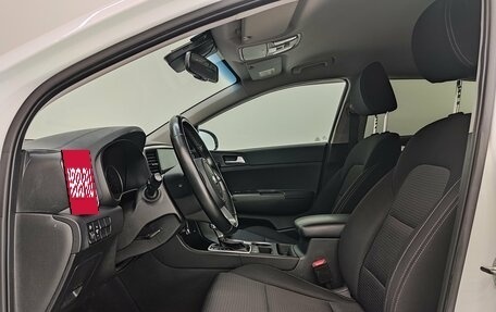 KIA Sportage IV рестайлинг, 2021 год, 2 495 000 рублей, 15 фотография