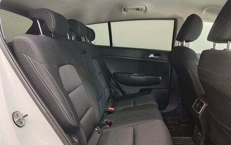 KIA Sportage IV рестайлинг, 2021 год, 2 495 000 рублей, 22 фотография