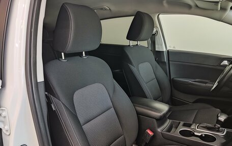 KIA Sportage IV рестайлинг, 2021 год, 2 495 000 рублей, 21 фотография