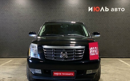 Cadillac Escalade III, 2008 год, 1 650 000 рублей, 2 фотография