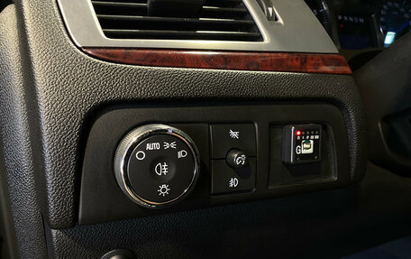 Cadillac Escalade III, 2008 год, 1 650 000 рублей, 15 фотография