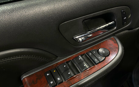 Cadillac Escalade III, 2008 год, 1 650 000 рублей, 14 фотография