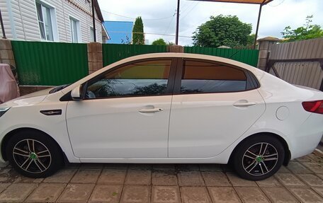KIA Rio III рестайлинг, 2014 год, 840 000 рублей, 5 фотография