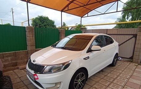KIA Rio III рестайлинг, 2014 год, 840 000 рублей, 3 фотография