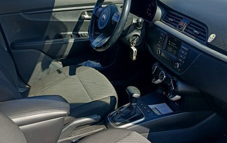 KIA Rio IV, 2018 год, 1 515 000 рублей, 4 фотография