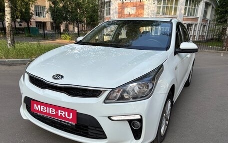 KIA Rio IV, 2020 год, 1 750 000 рублей, 2 фотография
