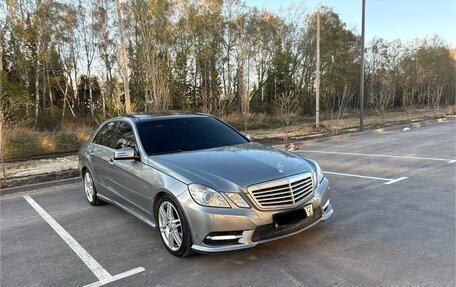 Mercedes-Benz E-Класс, 2012 год, 1 900 000 рублей, 2 фотография
