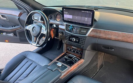 Mercedes-Benz E-Класс, 2012 год, 1 900 000 рублей, 7 фотография