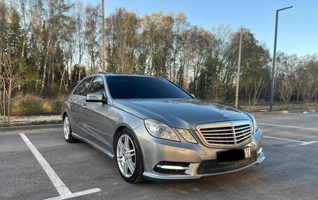 Mercedes-Benz E-Класс, 2012 год, 1 900 000 рублей, 4 фотография