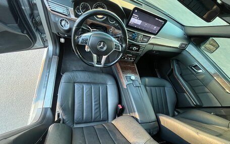 Mercedes-Benz E-Класс, 2012 год, 1 900 000 рублей, 6 фотография