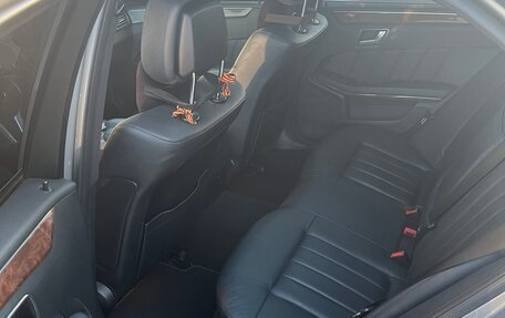 Mercedes-Benz E-Класс, 2012 год, 1 900 000 рублей, 10 фотография