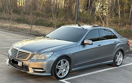 Mercedes-Benz E-Класс, 2012 год, 1 900 000 рублей, 3 фотография