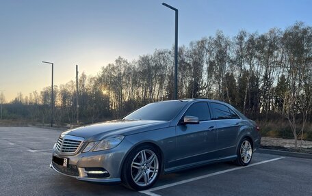 Mercedes-Benz E-Класс, 2012 год, 1 900 000 рублей, 5 фотография
