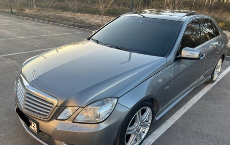 Mercedes-Benz E-Класс, 2012 год, 1 900 000 рублей, 17 фотография
