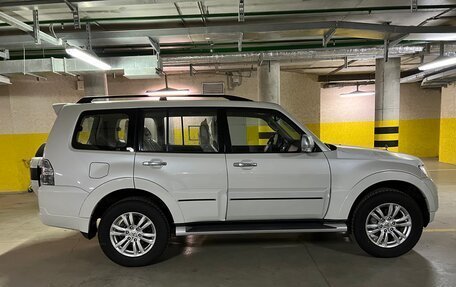 Mitsubishi Pajero IV, 2019 год, 5 400 000 рублей, 3 фотография