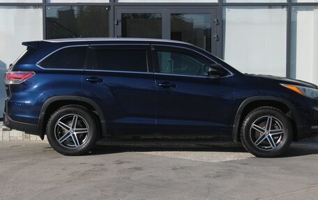 Toyota Highlander III, 2014 год, 2 750 000 рублей, 8 фотография