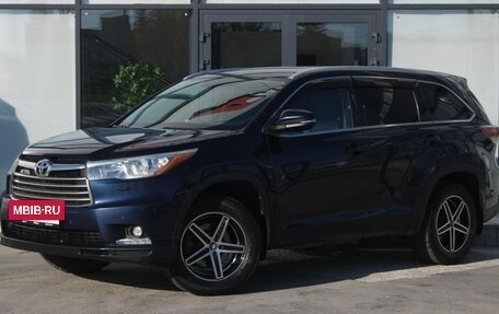Toyota Highlander III, 2014 год, 2 750 000 рублей, 2 фотография
